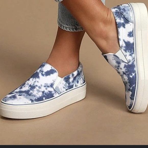 Steve Madden Slip-On Sneakers - Picture 2 of 5